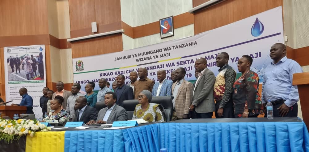 Viongozi wa Sekta ya Maji na Mameneja wa Mikoa -RUWASA 
